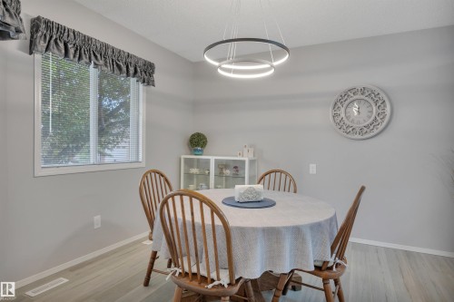 113 Oeming Road, Edmonton, AB 