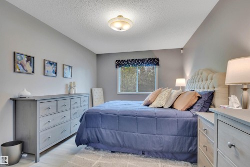 113 Oeming Road, Edmonton, AB 