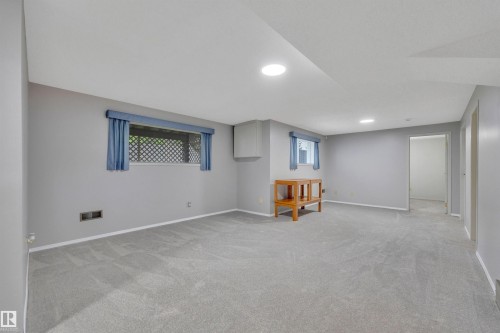 113 Oeming Road, Edmonton, AB 