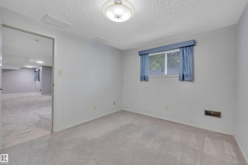 113 Oeming Road, Edmonton, AB 
