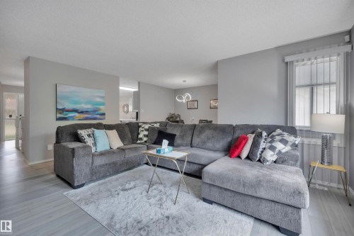 113 Oeming Road, Edmonton, AB 