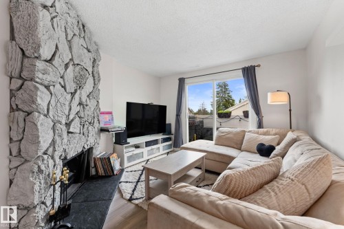 45 Lancaster Terrace, Edmonton, AB 