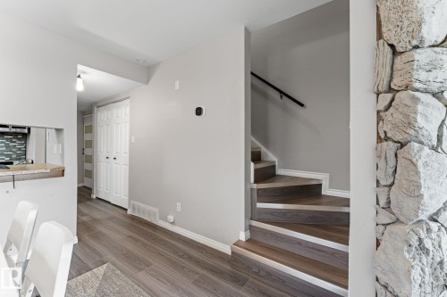 45 Lancaster Terrace, Edmonton, AB 