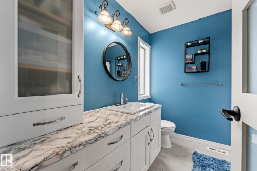 45 Lancaster Terrace, Edmonton, AB 