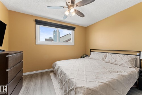 45 Lancaster Terrace, Edmonton, AB 