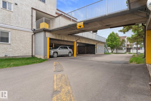 45 Lancaster Terrace, Edmonton, AB 