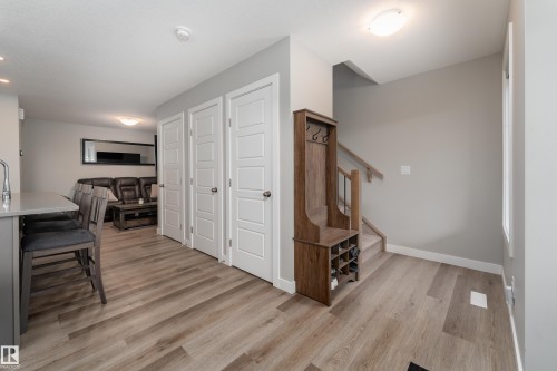 998 Stillwater Boulevard, Edmonton, AB 