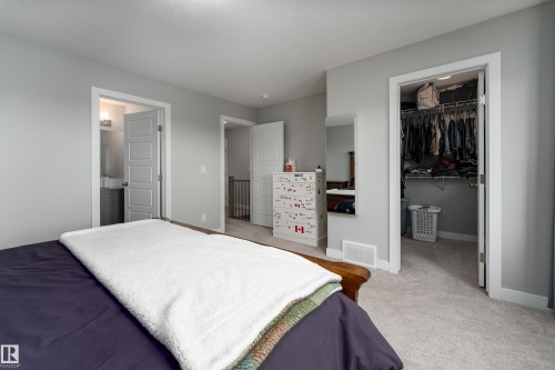 998 Stillwater Boulevard, Edmonton, AB 