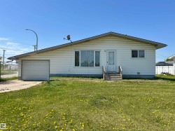 5001 PARKVIEW Crescent Cold Lake, AB T9M 1S7