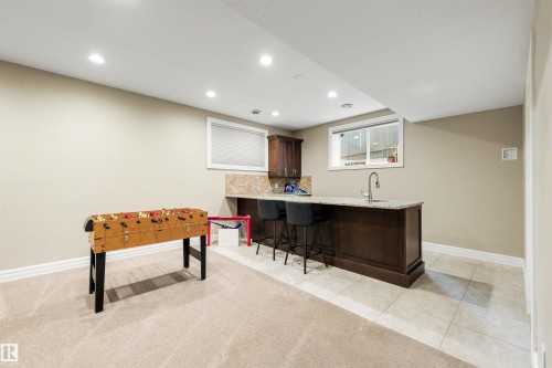 4376 Mcclung Crescent, Edmonton, AB 