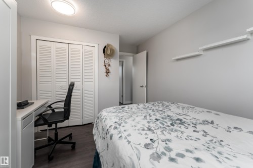 11227 40 Avenue, Edmonton, AB 