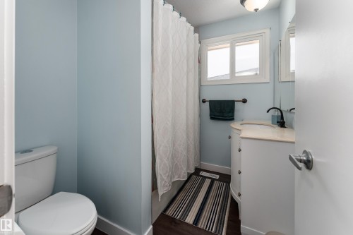 11227 40 Avenue, Edmonton, AB 