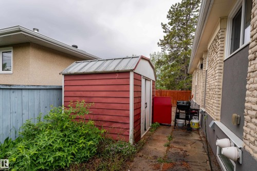 11227 40 Avenue, Edmonton, AB 