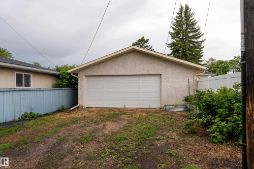 11227 40 Avenue, Edmonton, AB 