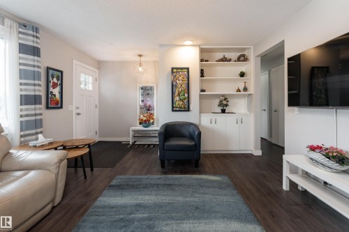 11227 40 Avenue, Edmonton, AB 