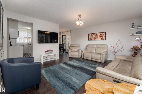 11227 40 Avenue, Edmonton, AB 
