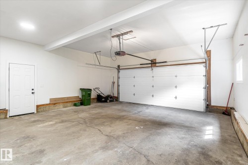 5716 175 Street, Edmonton, AB 
