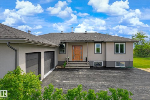 56217 RGE ROAD 242  Rural Sturgeon County, AB T0A 0K3