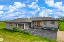 56217 RGE ROAD 242  Rural Sturgeon County, AB T0A 0K3