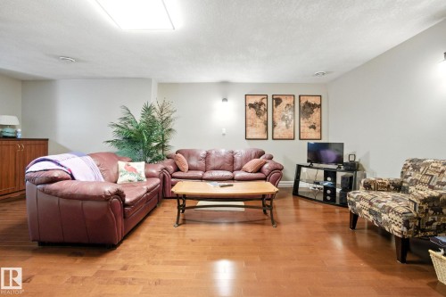11604 15 Avenue, Edmonton, AB 