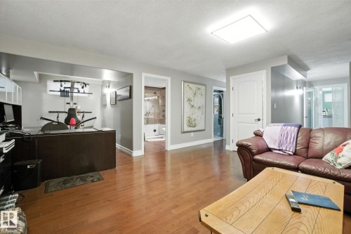 11604 15 Avenue, Edmonton, AB 
