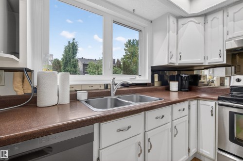 13 Danbridge Place, St. Albert, AB 
