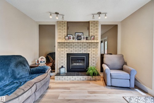 13 Danbridge Place, St. Albert, AB 
