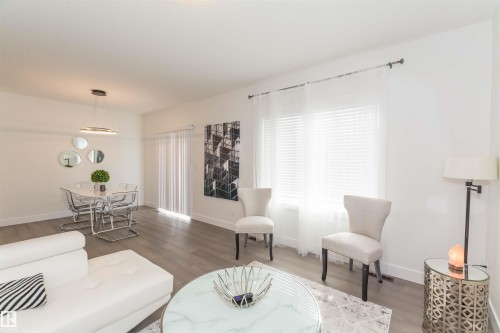 Living room - 15168 16 Street Nw, Edmonton, AB 