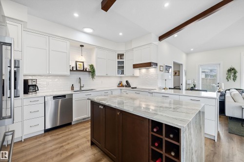369 Meadowview Drive, Fort Saskatchewan, AB 