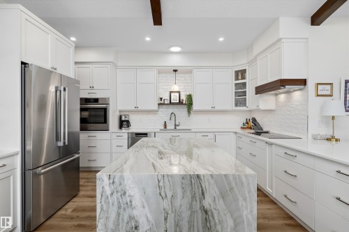 369 Meadowview Drive, Fort Saskatchewan, AB 