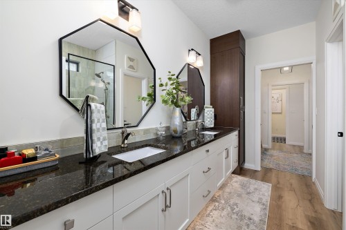 369 Meadowview Drive, Fort Saskatchewan, AB 