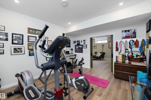 369 Meadowview Drive, Fort Saskatchewan, AB 