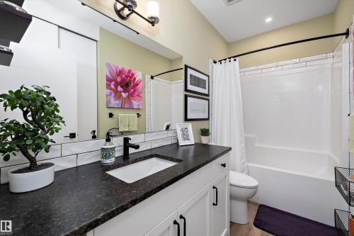 369 Meadowview Drive, Fort Saskatchewan, AB 