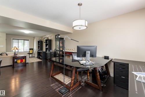 152 Cy Becker Boulevard, Edmonton, AB 