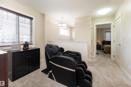 152 Cy Becker Boulevard, Edmonton, AB 