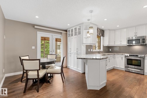 963 Youville Drive W, Edmonton, AB 