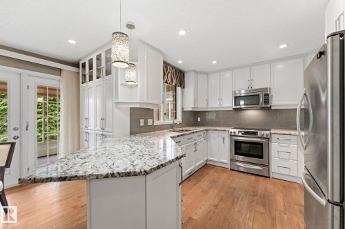 963 Youville Drive W, Edmonton, AB 