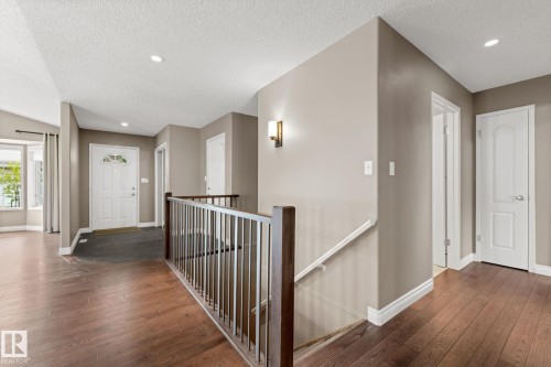 963 Youville Drive W, Edmonton, AB 