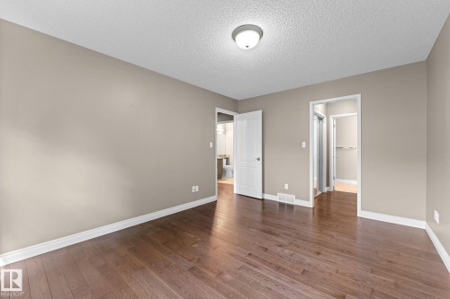 963 Youville Drive W, Edmonton, AB 