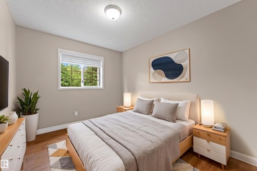 963 Youville Drive W, Edmonton, AB 