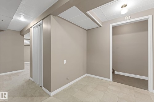 963 Youville Drive W, Edmonton, AB 