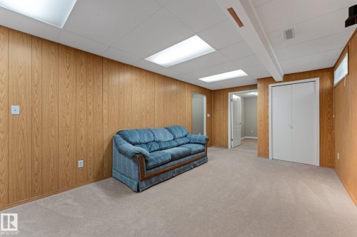 963 Youville Drive W, Edmonton, AB 