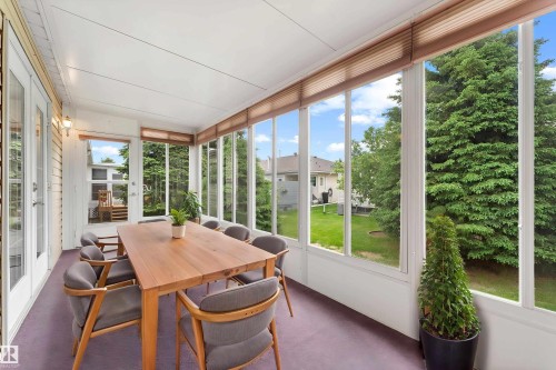 963 Youville Drive W, Edmonton, AB 