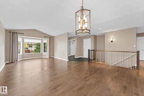 963 Youville Drive W, Edmonton, AB 