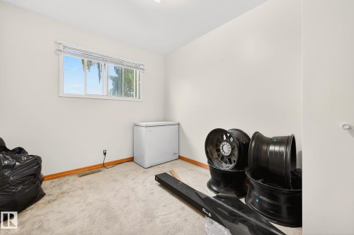 8814 162 Street, Edmonton, AB 