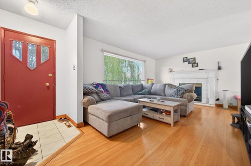 8814 162 Street, Edmonton, AB 