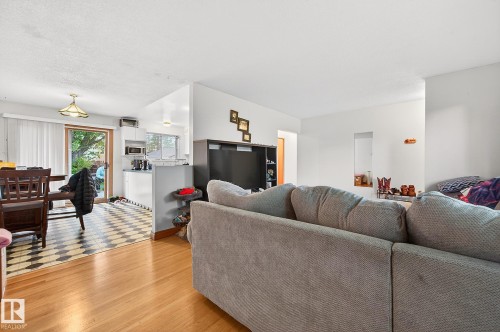8814 162 Street, Edmonton, AB 