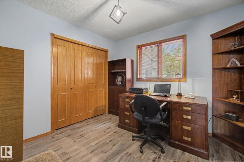 1 Fieldstone Drive, Spruce Grove, AB 