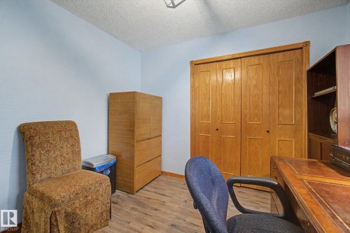 1 Fieldstone Drive, Spruce Grove, AB 