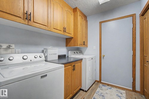 1 Fieldstone Drive, Spruce Grove, AB 